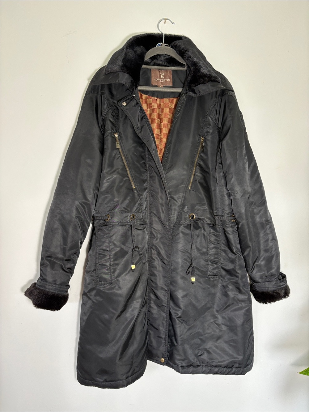 Louis Vuitton Black Trench Coat with Fur Trim beautiful condition